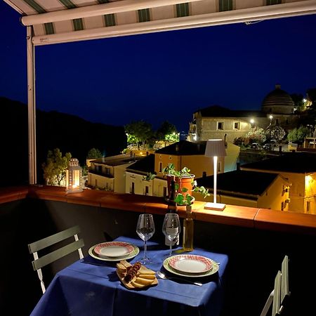 La Terrazza Nel Borgo Hotell Tortora Exteriör bild