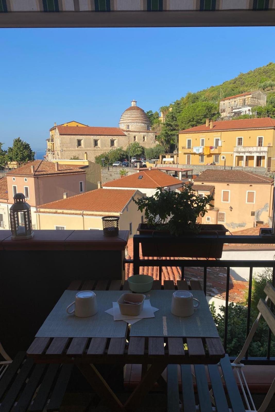 La Terrazza Nel Borgo Hotell Tortora Exteriör bild