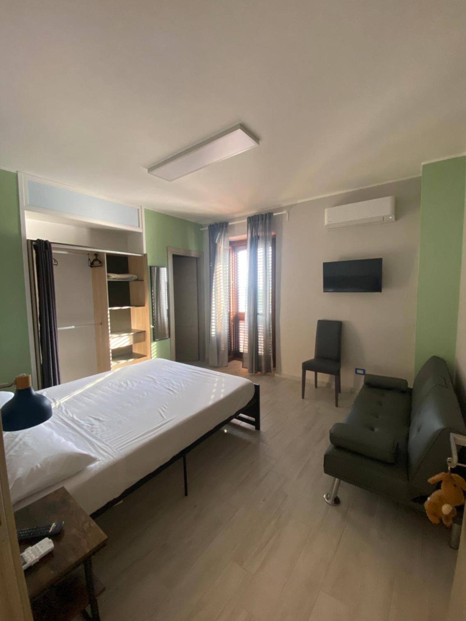 La Terrazza Nel Borgo Hotell Tortora Exteriör bild